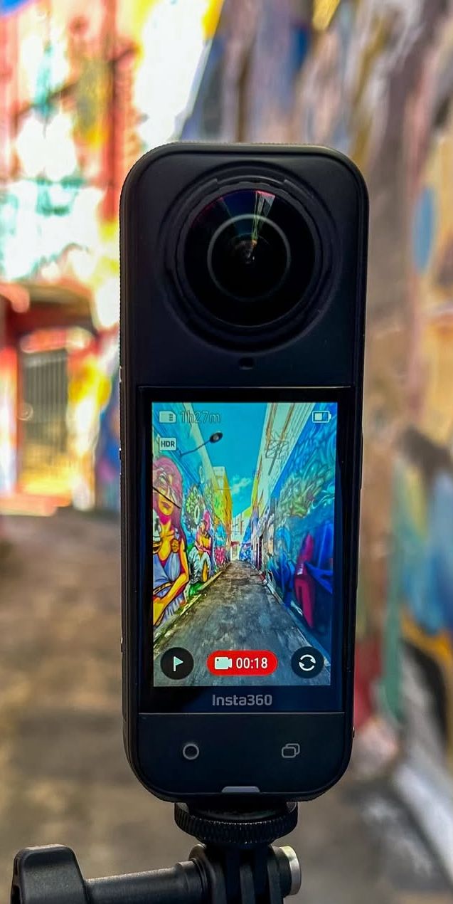 Insta360 3